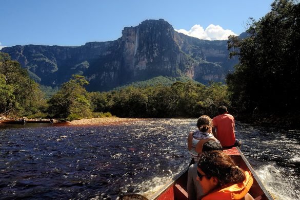 Descubre Canaima, Venezuela: Un Paraíso Natural que Debes Visitar